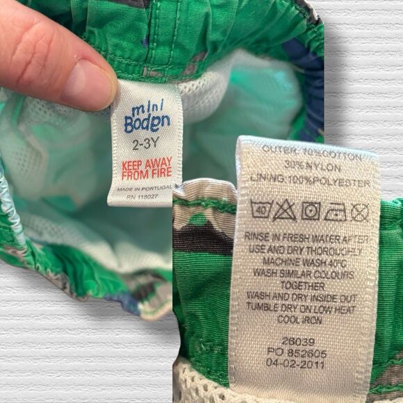 Mini Boden Swim Trunks 2-3Y Green Shark Print Mesh Lined Play - Picture 3 of 4